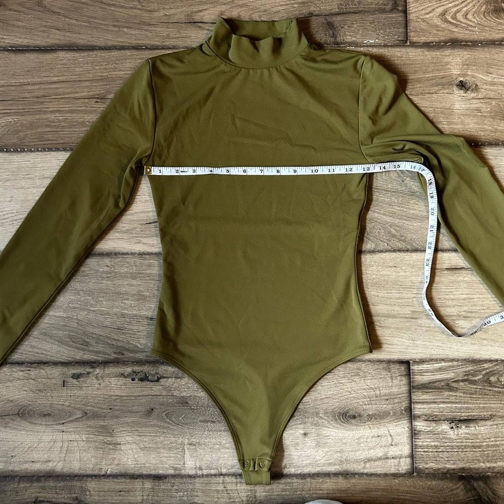 Babaton contour mock neck bodysuit - Picture 4 of 4